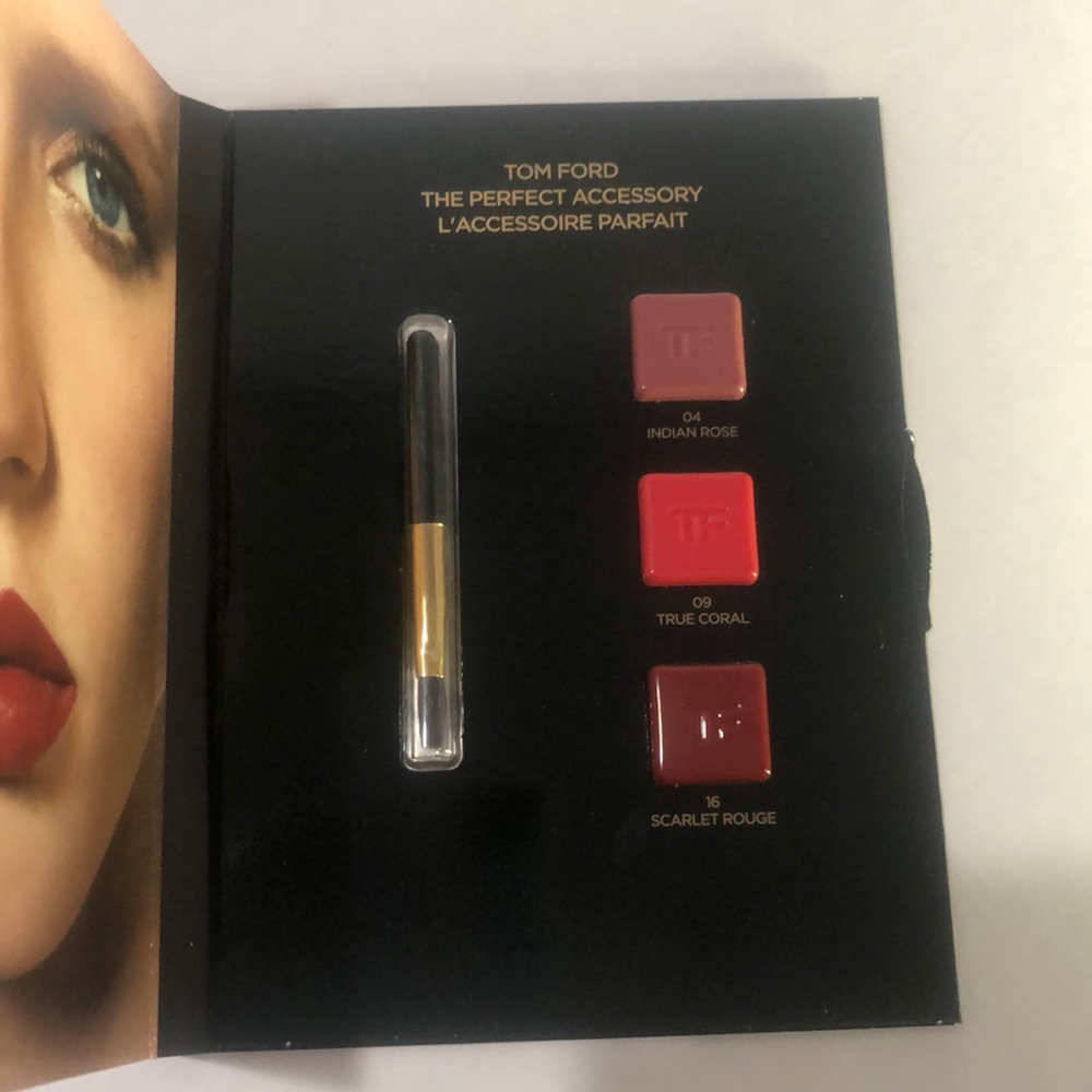 ⭐️3/$15 Tom Ford -The Perfect Accessory Lipstick - Picture 2 of 2